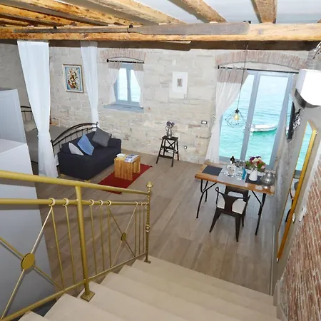 Seafront Oasis - With Sea View * Rovinj