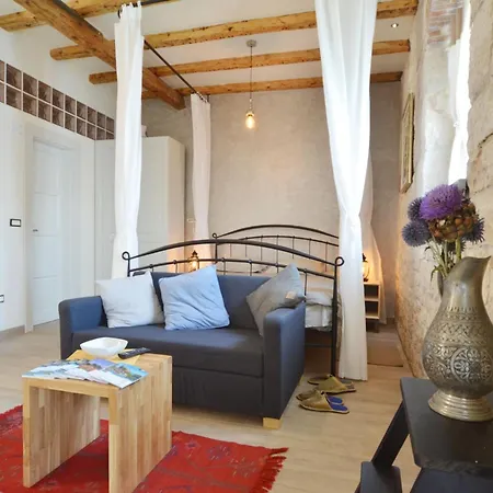 Apartman Seafront Oasis - With Sea View